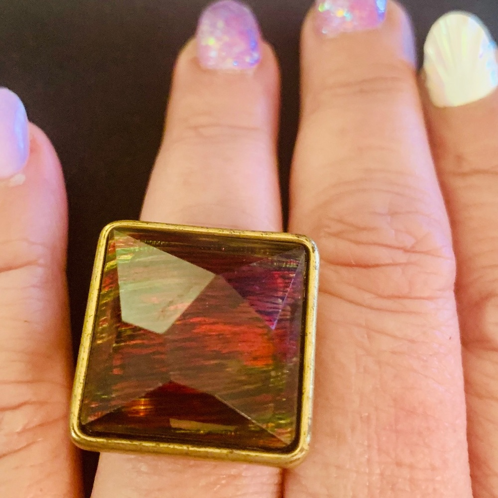 NWOT fashion ring square tiger eye